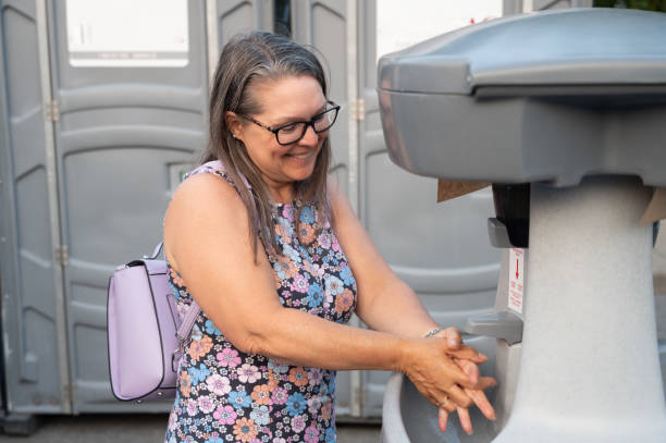 Best Luxury portable toilet rental  in Gassville, AR